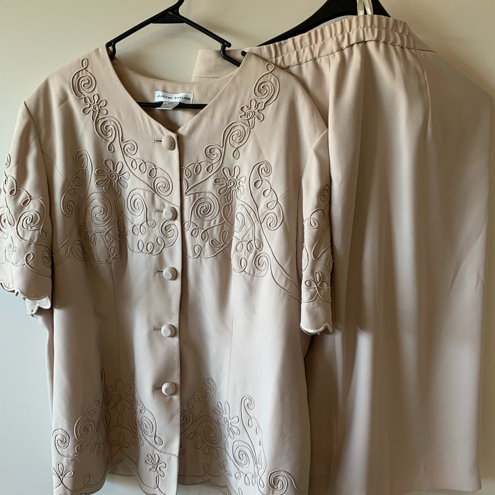 Two piece polyester skirt set